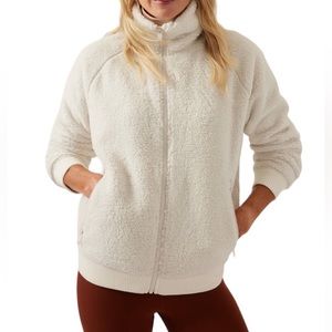 ATHLETA Tugga Full Zip Sherpa Jacket Womens M Cream Zip Pockets Mock Neck EUC